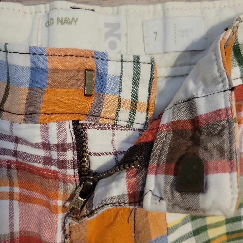 Old Navy Patchwork Plaid Chino Shorts Boys 7 Preppy Plaid Summer 8
